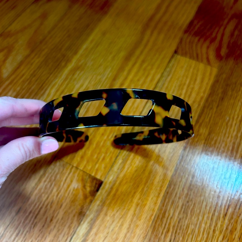 Carolyn Kennedy Charles J Wahba headband